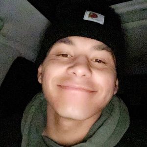 Meet your Posher, Victor